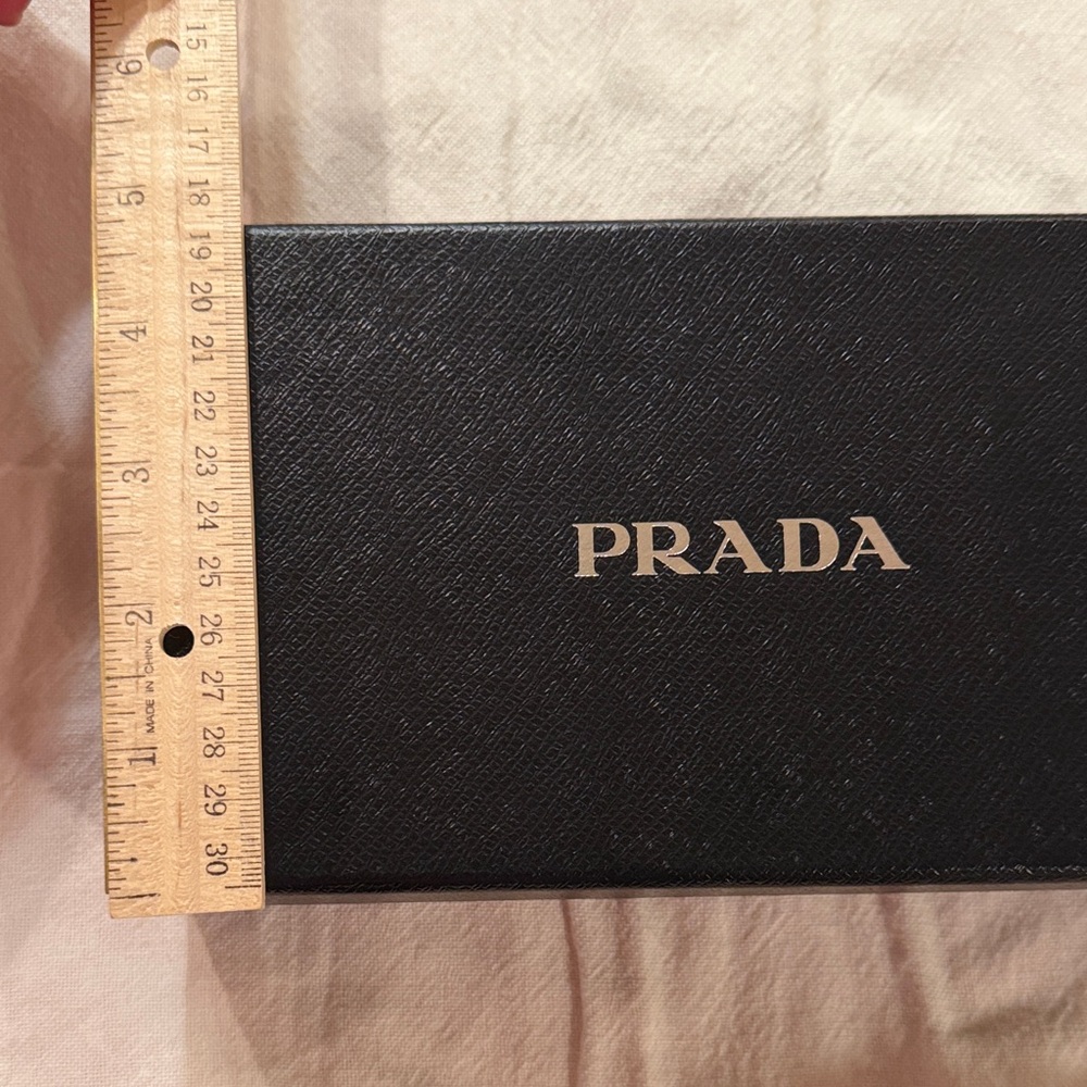 Prada Black Logo Presentation Box - Picture 6 of 6